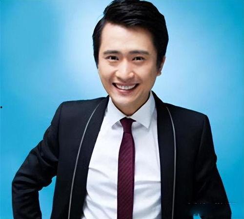 杨帆个人资料妻子,幸福家庭背后的贤内助,揭秘他的神秘妻子